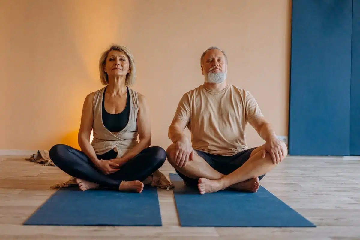 Découvrez les multiples bienfaits de la méditation et de la relaxation pour les seniors