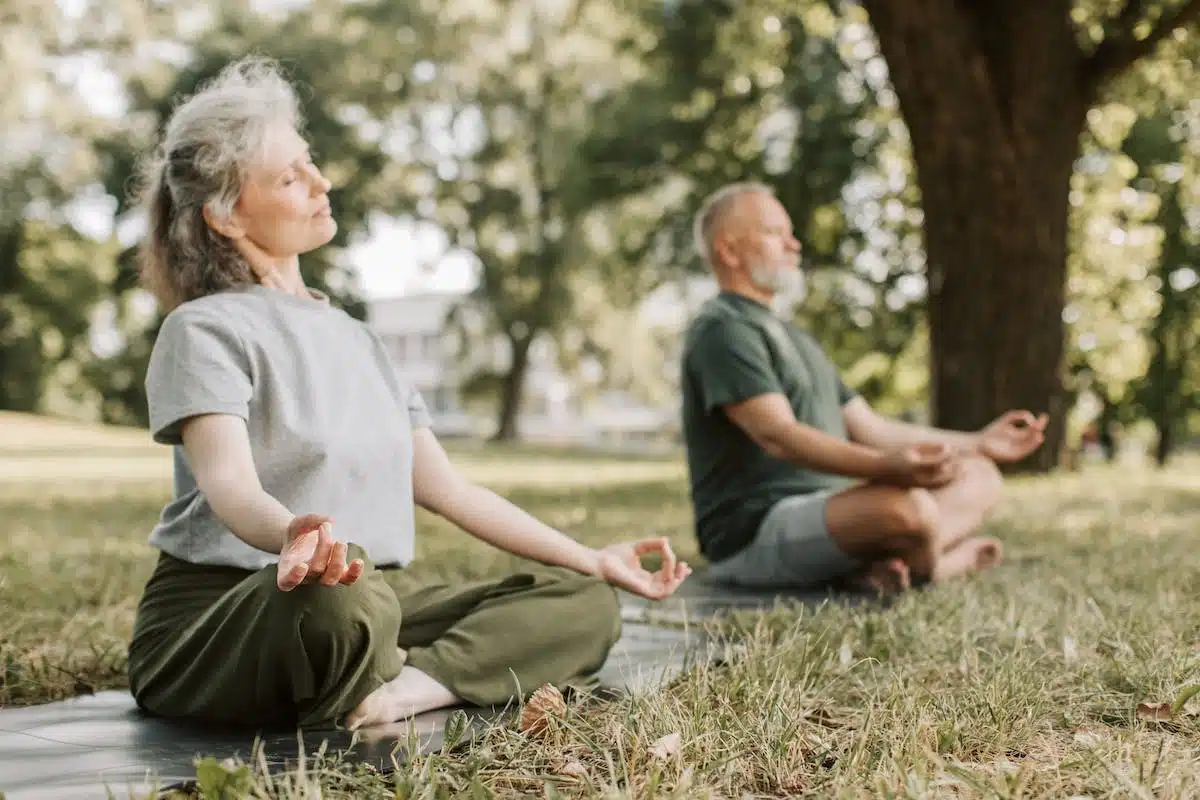 Les multiples bienfaits de la méditation pour préserver la santé des seniors