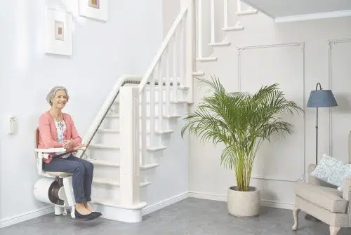 Pourquoi faire installer un monte-escalier ?