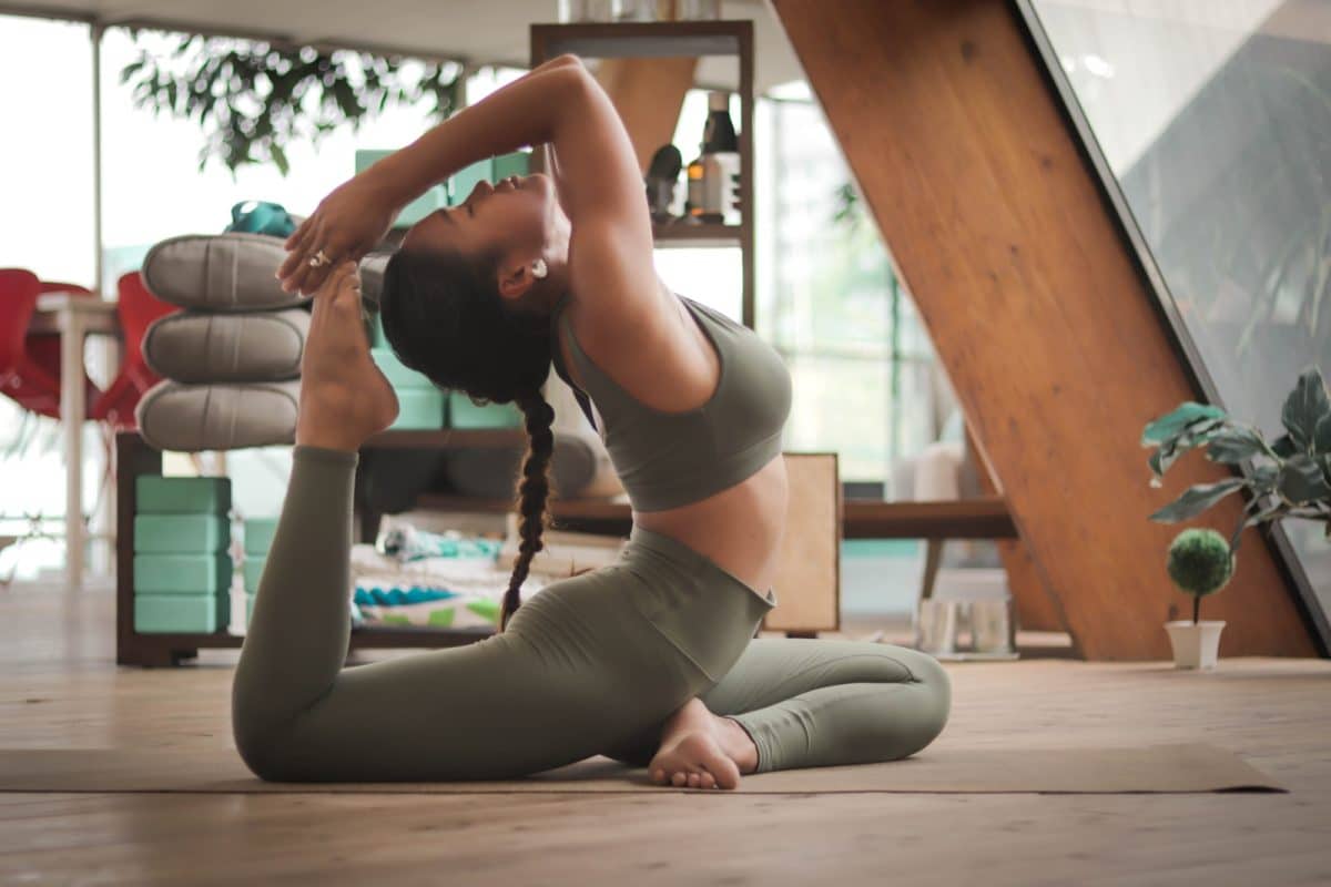 Comment le yoga peut améliorer votre bien-être