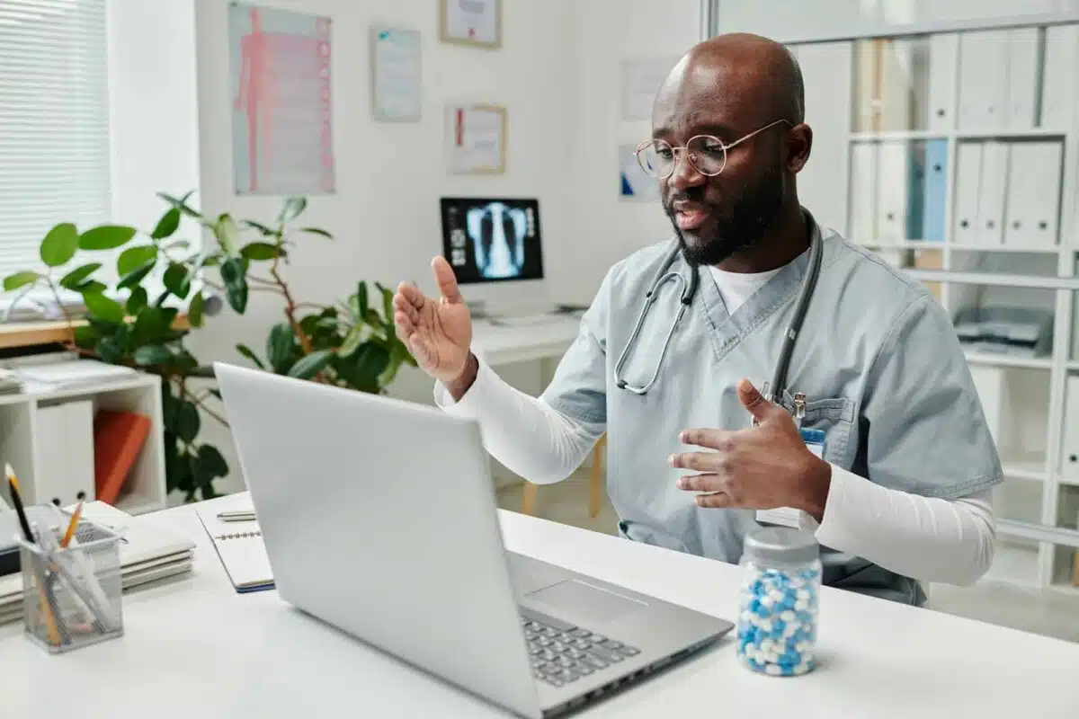 Etapes de téléconsultation d’un médecin en ligne avec Hellocare